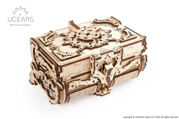 Ugears-Antique-Box-Mechanical-Model_DSC3286_Title